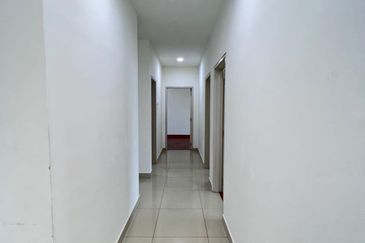 I Residence @ I City