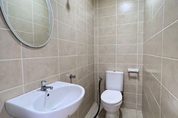 I Residence @ I City