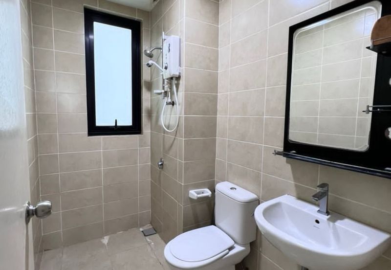 I Residence @ I City