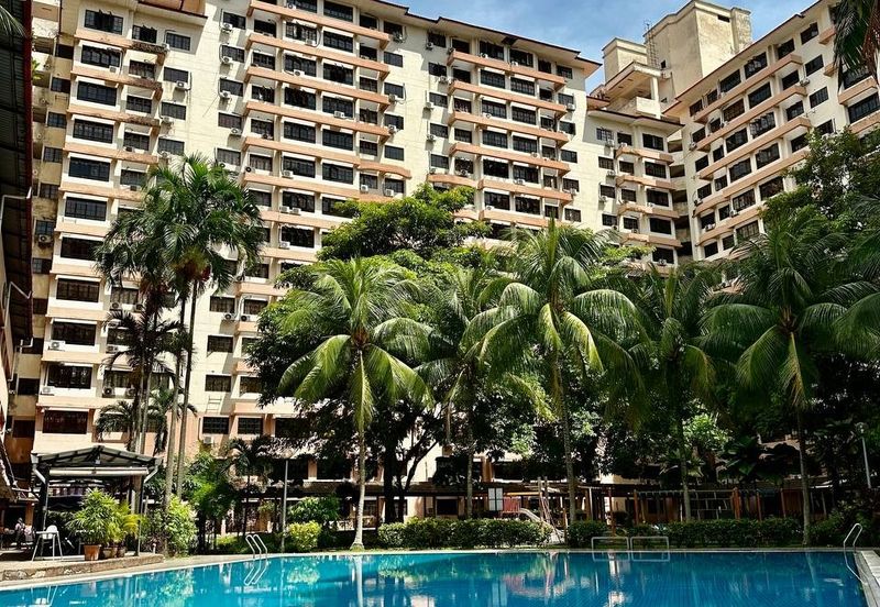 Bayu Tasik Condominium