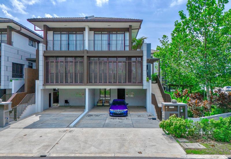 [ CORNER LOT ][ FULLY FURNISHED & RENOVATED ] 3 Storey Terraced House The Mulia Residences 