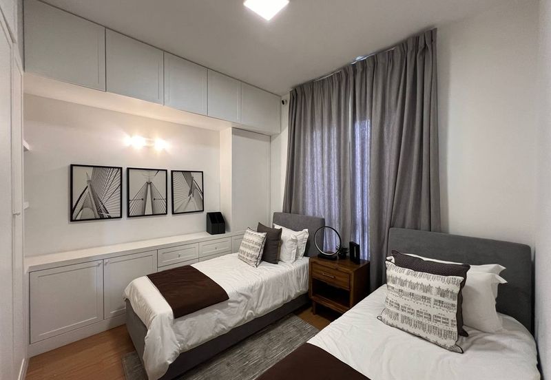 [ CORNER LOT ][ FULLY FURNISHED & RENOVATED ] 3 Storey Terraced House The Mulia Residences 