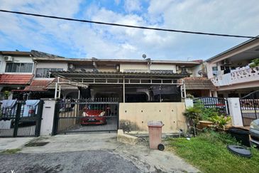 Jalan Taman Sri Jelok 13