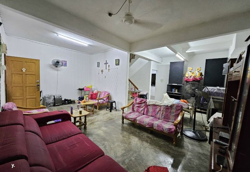 Jalan Taman Sri Jelok 13