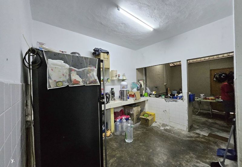 Jalan Taman Sri Jelok 13