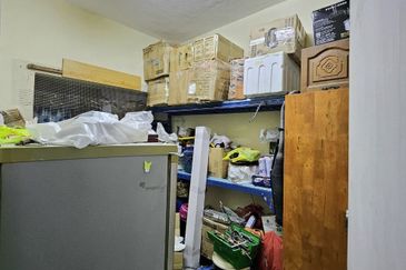 Jalan Taman Sri Jelok 13