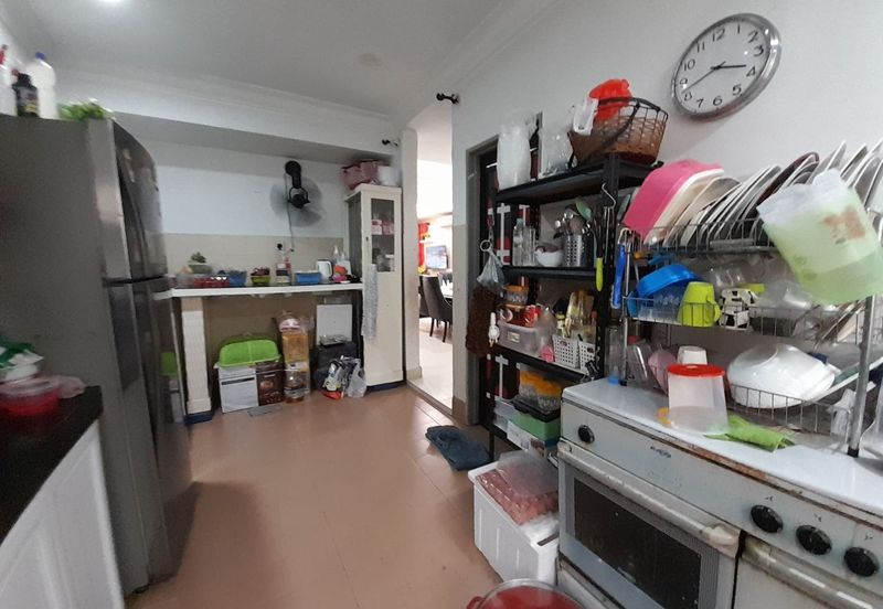 Jalan Makyong, Bandar Bukit Raja