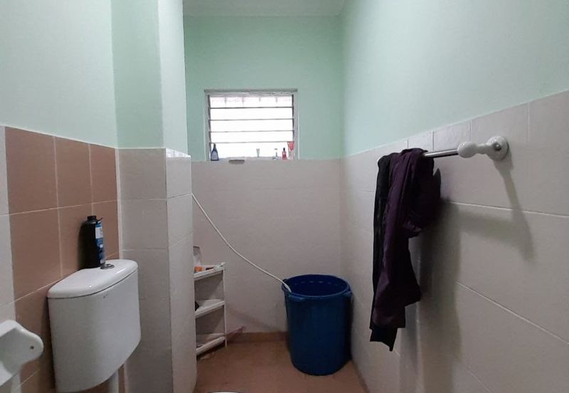 Jalan Makyong, Bandar Bukit Raja