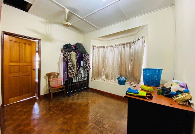 Bandar Country Homes