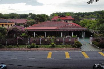 Seksyen 4, Shah Alam