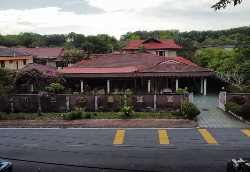 Seksyen 4, Shah Alam