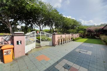 Seksyen 4, Shah Alam