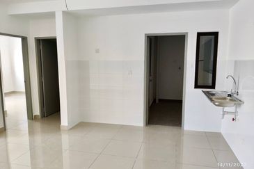 Avia Plus Apartment, Bandar Country Homes