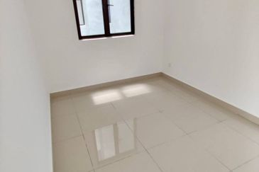 Avia Plus Apartment, Bandar Country Homes