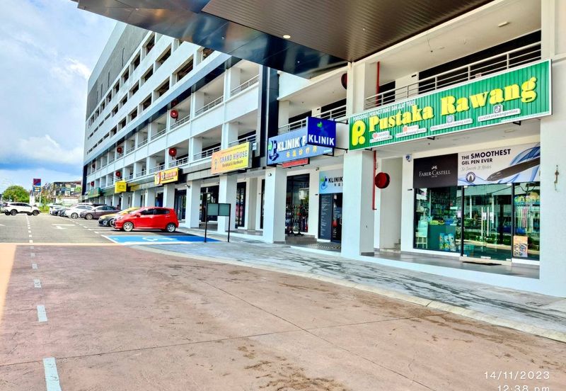 Avia Plus Apartment, Bandar Country Homes