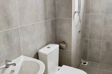 Avia Plus Apartment, Bandar Country Homes