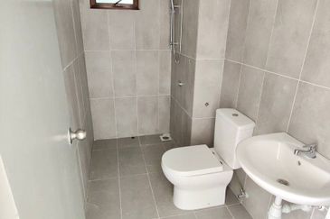 Avia Plus Apartment, Bandar Country Homes