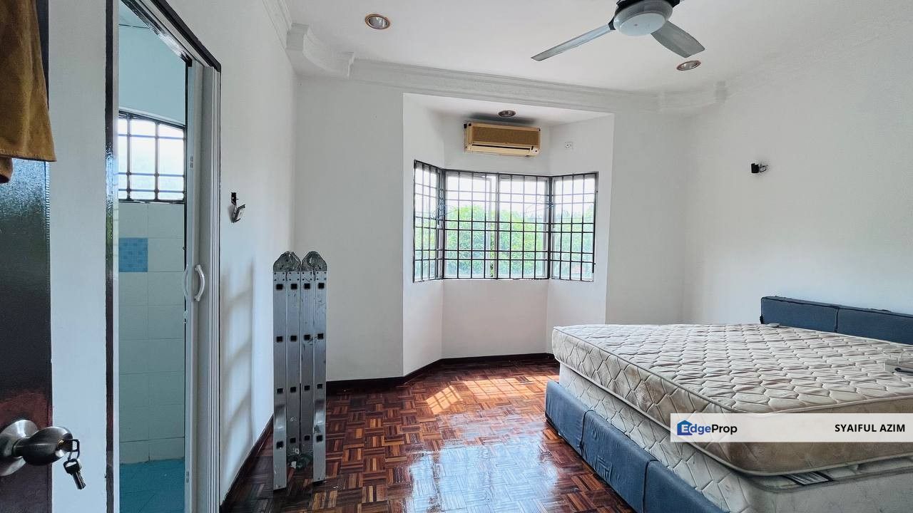 Taman Tasik Biru Rawang Double Storey Terraced House [ REFURBISHED UNIT ], Selangor, Rawang