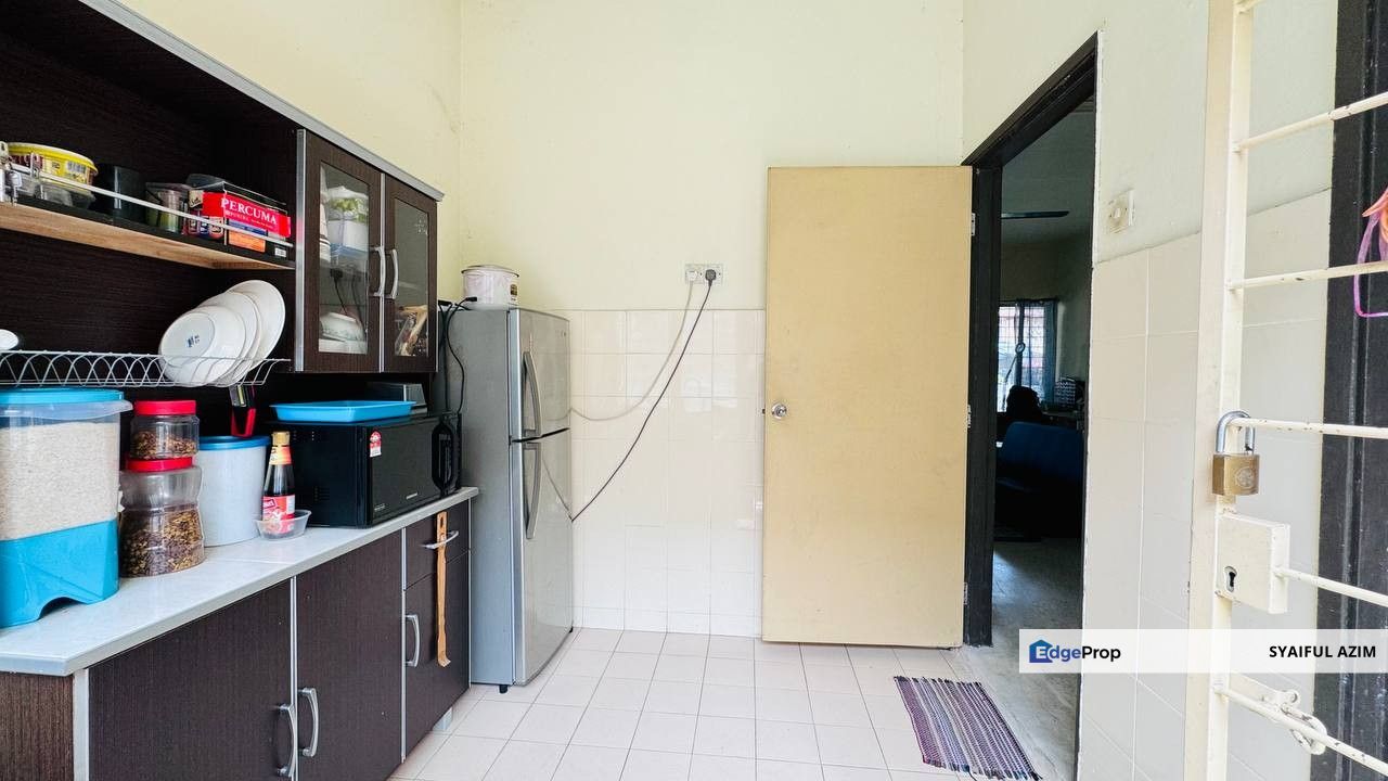Jalan Anggerik 5 Bukit Sentosa Rawang Double Storey Terraced House [ FREEHOLD ][ BASIC UNIT ], Selangor, Hulu Selangor