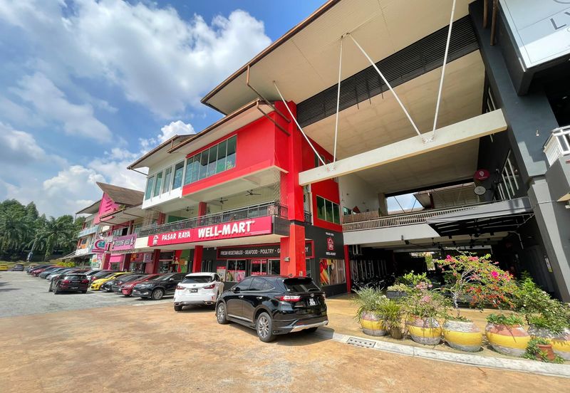 Bukit Jelutong