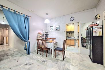 Putra Permai Apartment