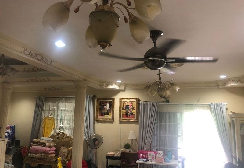 [ CORNER LOT RENOVATED ] 2-Storey Bandar Tasik Selatan Kuala Lumpur