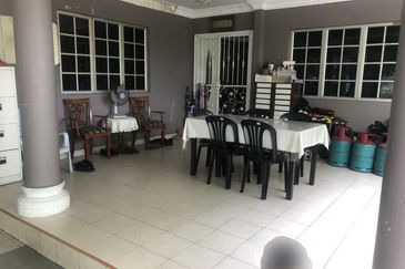 [ CORNER LOT RENOVATED ] 2-Storey Bandar Tasik Selatan Kuala Lumpur