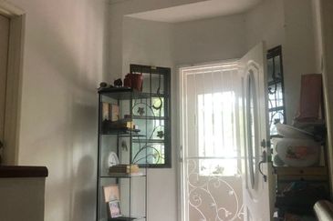 [ CORNER LOT RENOVATED ] 2-Storey Bandar Tasik Selatan Kuala Lumpur