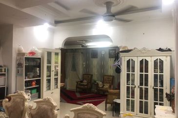 [ CORNER LOT RENOVATED ] 2-Storey Bandar Tasik Selatan Kuala Lumpur