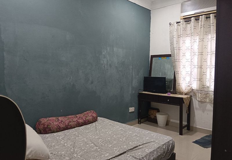 [ CORNER LOT RENOVATED ] 2-Storey Bandar Tasik Selatan Kuala Lumpur