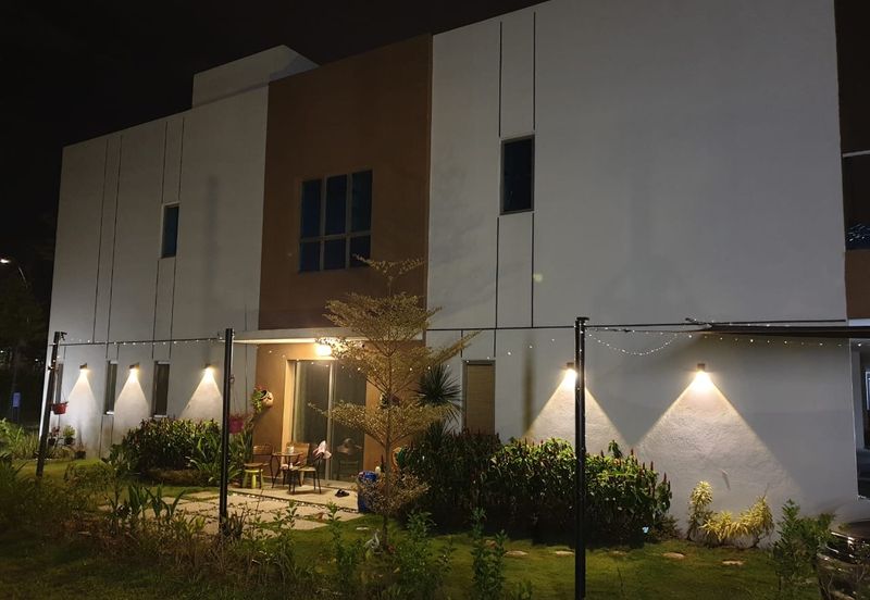 Casa Bluebell @ Cybersouth