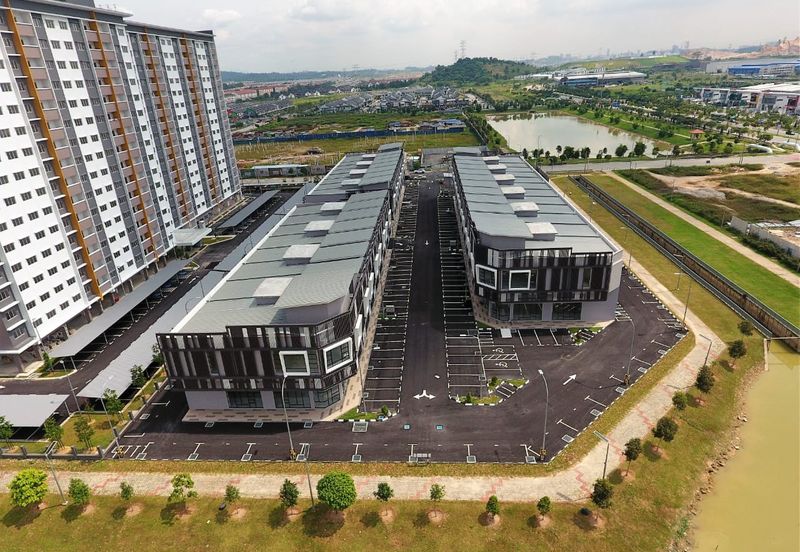 Zapin, Bandar Bukit Raja