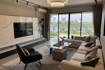 Aradia Residence @ Lake City