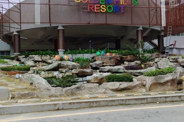 Golden Hills Resort (Amber Court)