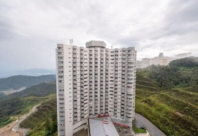 Golden Hills Resort (Amber Court)
