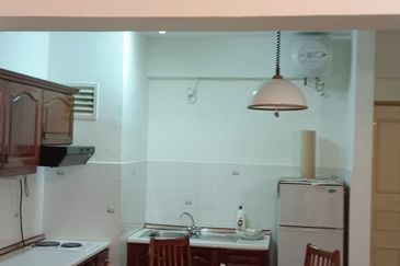 Golden Hills Resort (Amber Court)