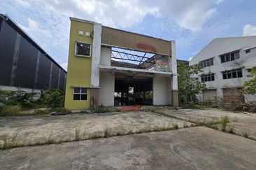 Jalan Bukit Kemuning