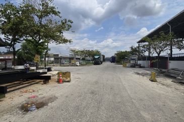 Jalan Bukit Kemuning