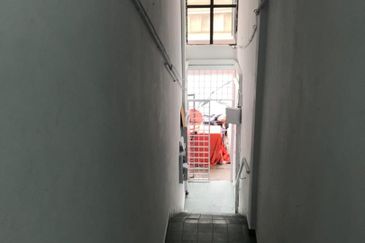 Taman Sri Batu Caves