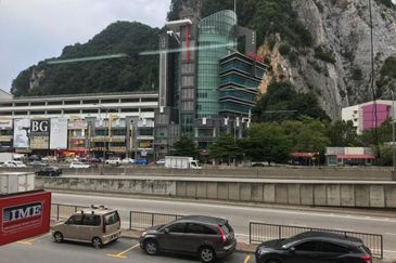 Taman Sri Batu Caves