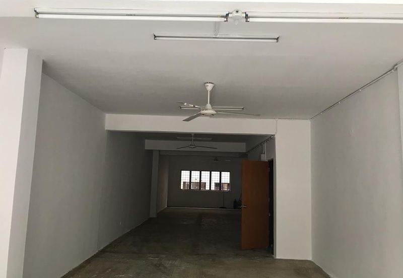 Taman Sri Batu Caves