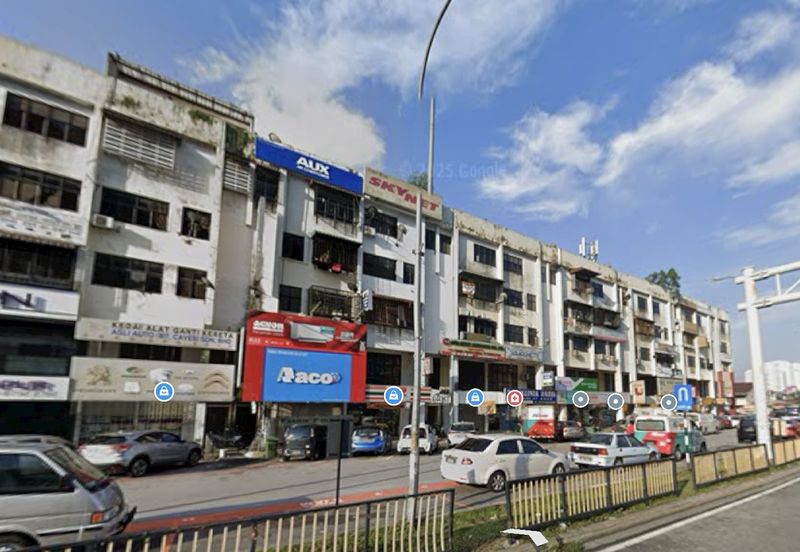 Taman Sri Batu Caves
