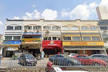3 Storey Shop , Taman Castlefield @ Sungai Besi 