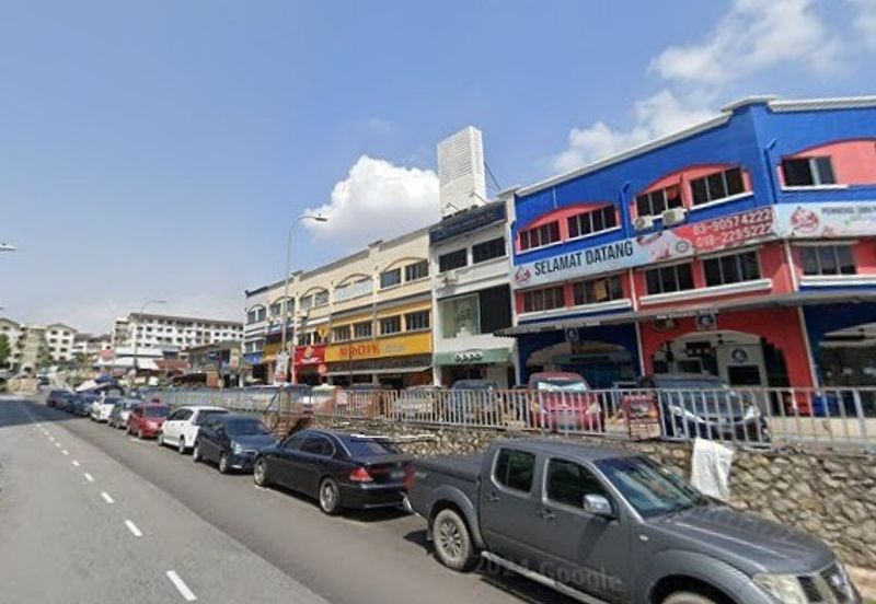 3 Storey Shop , Taman Castlefield @ Sungai Besi 