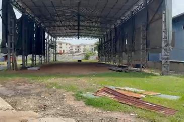 Jalan Bukit Kemuning