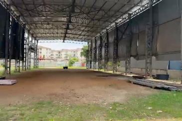 Jalan Bukit Kemuning