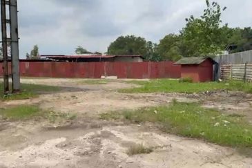 Jalan Bukit Kemuning