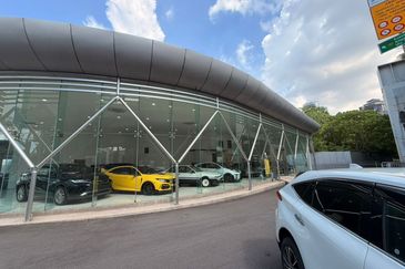 Jalan Tun Razak , Jalan Semarak , KLCC