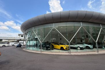 Jalan Tun Razak , Jalan Semarak , KLCC