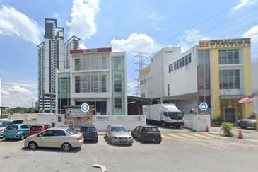 Medan Niaga , Segambut Bahagia @ Kepong 